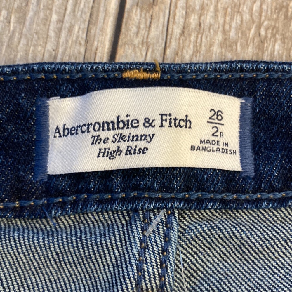 NWT A&F Dark Wash The Skinny High Rise Jeans - Picture 3 of 7